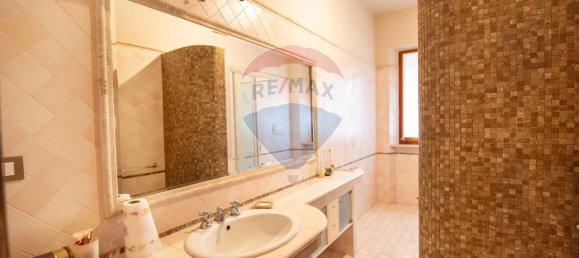 8غرفة شقة في Maiolati Spontini, Italy رقم 3124 29