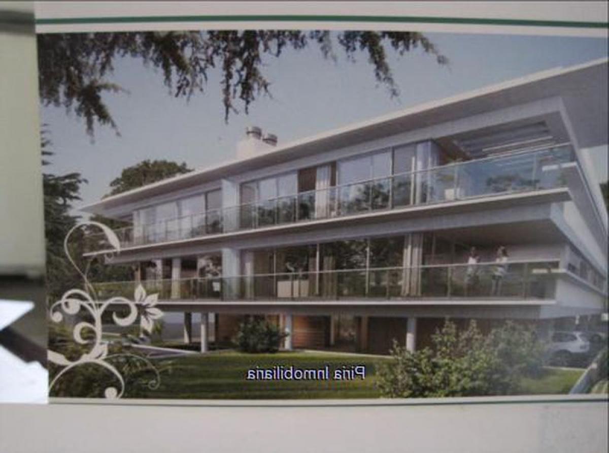 2 bedrooms Apartment in Montevideo, Uruguay No. 2819