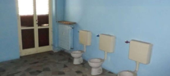 180m² Commercial property in Novara, Italy No. 49839 19