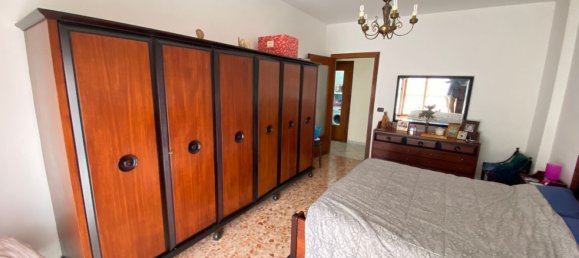 4 rooms Apartment in Taggia, Italy No. 182969 2