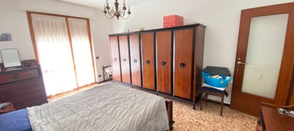 4 rooms Apartment in Taggia, Italy No. 182969 3