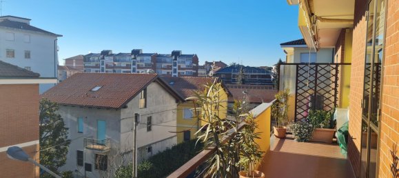 4 rooms Apartment in Chieri, Italy No. 163594 16