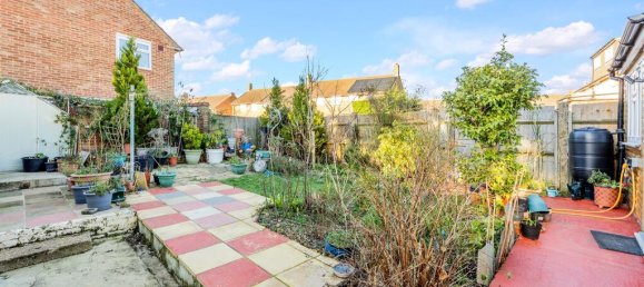 2 bedrooms Commercial property in Tadworth, United Kingdom No. 9705 26