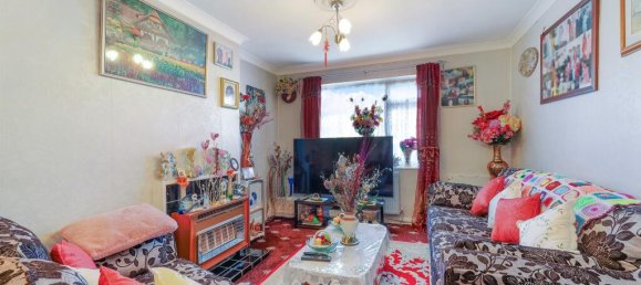 2 bedrooms Commercial property in Tadworth, United Kingdom No. 9705 8