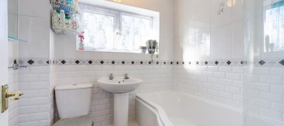 2 bedrooms Commercial property in Tadworth, United Kingdom No. 9705 19