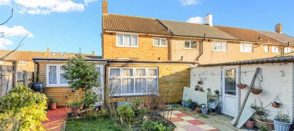 2 bedrooms Commercial property in Tadworth, United Kingdom No. 9705 14