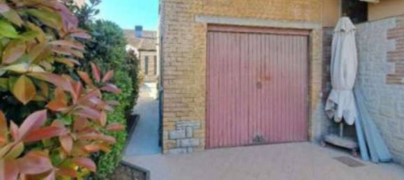 3 bedrooms Apartment in Marsciano, Italy No. 340810 8