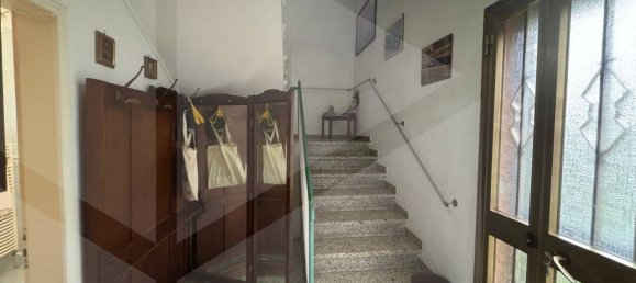 3 bedrooms Villa in Castelnuovo Rangone, Italy No. 18591 18