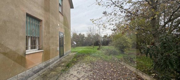 3 bedrooms Villa in Castelnuovo Rangone, Italy No. 18591 40