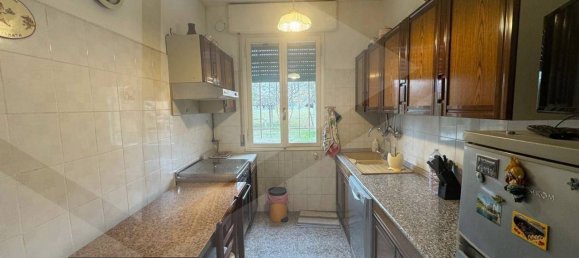 3 bedrooms Villa in Castelnuovo Rangone, Italy No. 18591 10