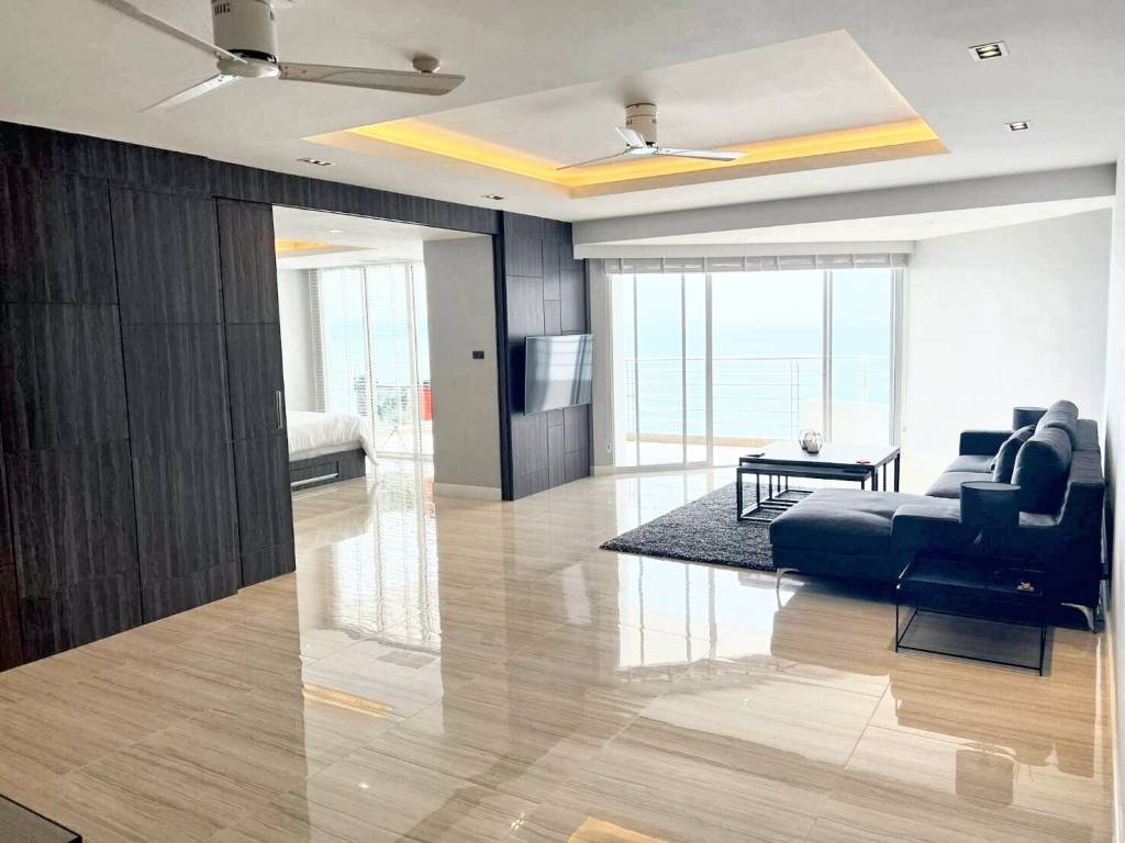 Кондоминиум  с 2 спальнями в Саттахип, Таиланд № 19332