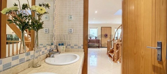 5 bedrooms House in Corroios, Portugal No. 107191 18