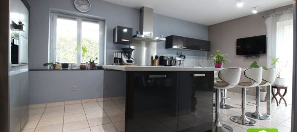 3 bedrooms House in Optevoz, France No. 272529 4