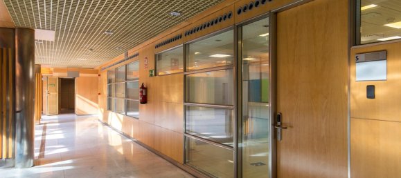 Oficina en Zaragoza, Spain 230 m² No. 66130 9