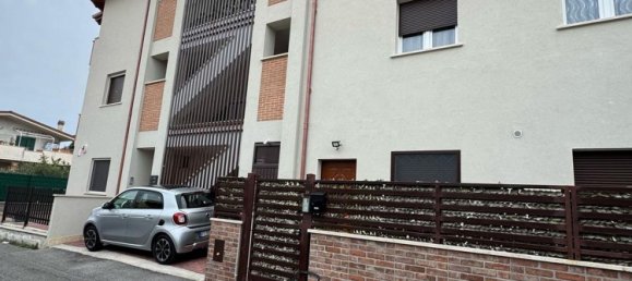 3 Schlafzimmer Wohnung in Guidonia Montecelio, Italy, Nr. 323572 2