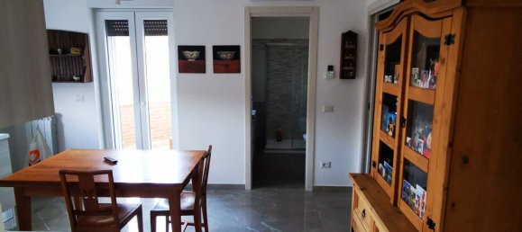 3 Schlafzimmer Wohnung in Guidonia Montecelio, Italy, Nr. 323572 9
