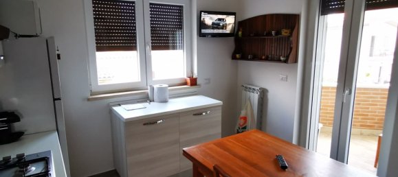 3 Schlafzimmer Wohnung in Guidonia Montecelio, Italy, Nr. 323572 3