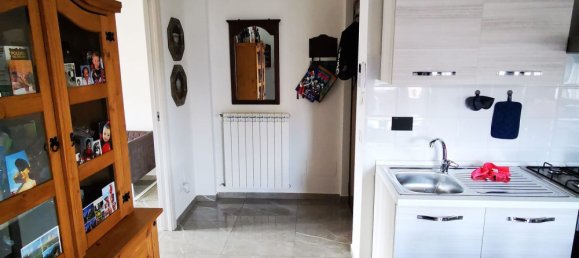 3 Schlafzimmer Wohnung in Guidonia Montecelio, Italy, Nr. 323572 11