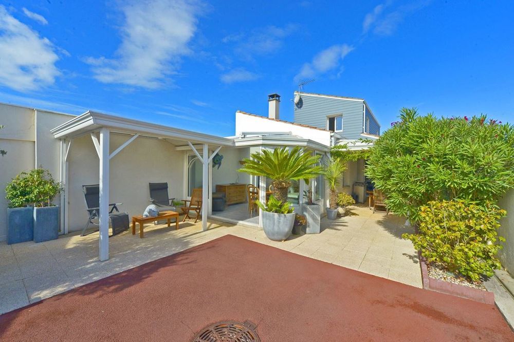 3 Schlafzimmer Haus in Saint-Georges-de-Didonne, France, Nr. 335853