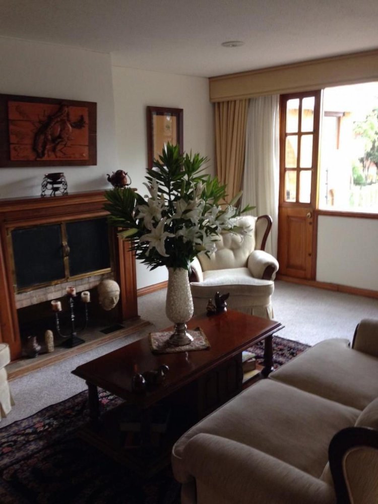 3 bedrooms House in Bogota, Colombia No. 12260