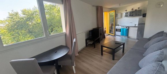 2 bedrooms Apartment in Villejuif, France No. 327016 3