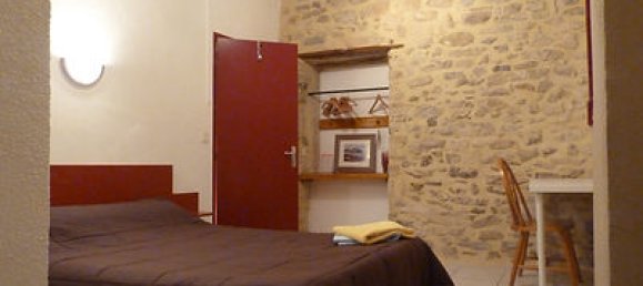 Propiedad comercial de 7 dormitorios en Vagnas, France No. 1862 7