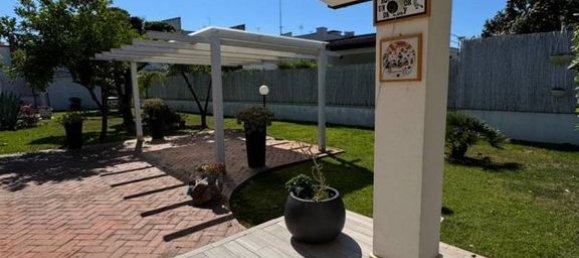 Villa de 3 dormitorios en Terracina, Italy No. 334959 3