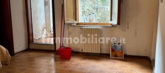 Apartamento de 3 dormitorios en Peccioli, Italy No. 114747 4