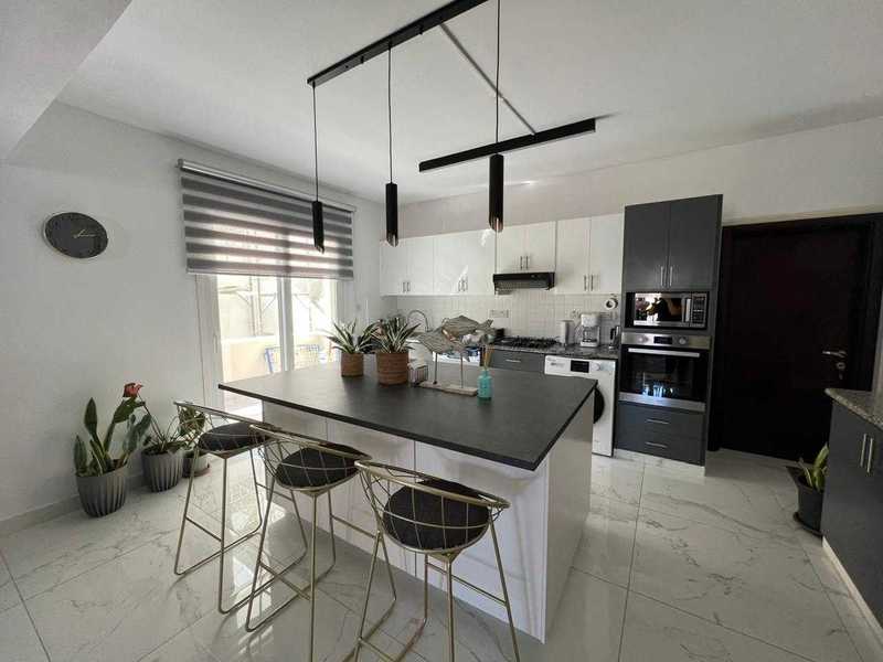 Maisonette de 3 dormitorios en Germasogeia, Cyprus No. 6957