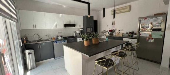 3 bedrooms Maisonette in Germasogeia, Cyprus No. 6957 2