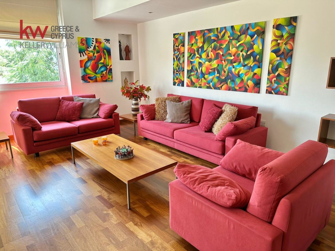 5 dormitorios adosado en venta en Strovolos, Nicosia, Cyprus № 173044