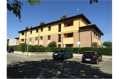 2 bedrooms Apartment in Valsamoggia, Italy No. 275960