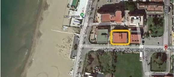 4 rooms Apartment in Mondragone, Italy No. 7577 7