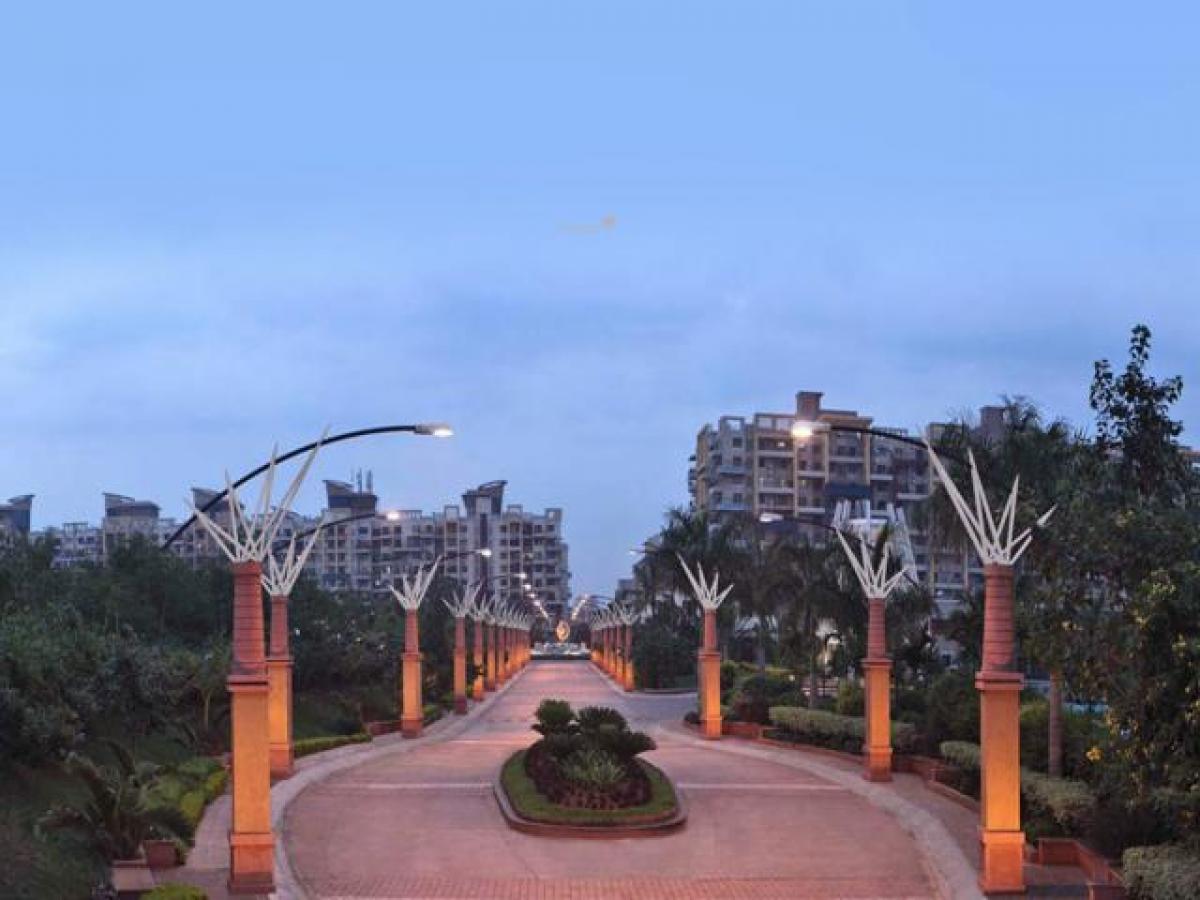 4 bedrooms House in Pune, India No. 6373