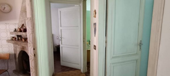 3 bedrooms House in Camerino, Italy No. 264219 16