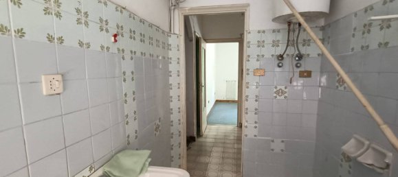 3 bedrooms House in Camerino, Italy No. 264219 10