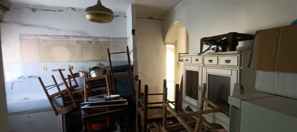 3 bedrooms House in Camerino, Italy No. 264219 8