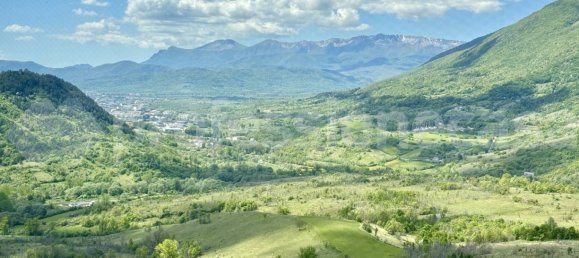 2-salle Appartement à Castel di Sangro, Italy No. 146858 16
