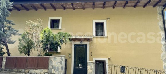 2-salle Appartement à Castel di Sangro, Italy No. 146858 6