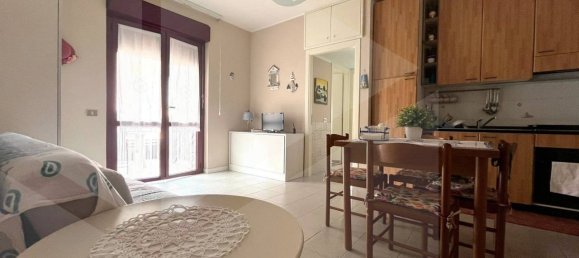 3 rooms Apartment in Campomarino, Italy No. 18830 6