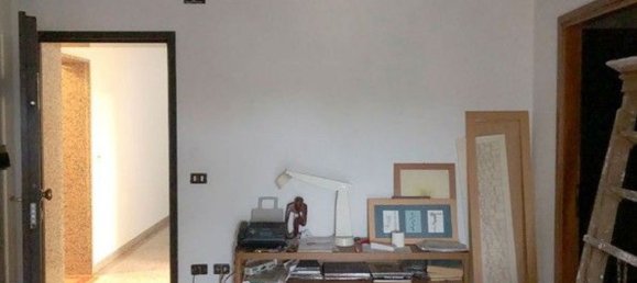 3 rooms Apartment in Venice, Italy No. 53171 13