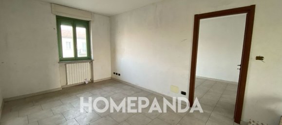 2 rooms Apartment in Nichelino, Italy No. 138808 3