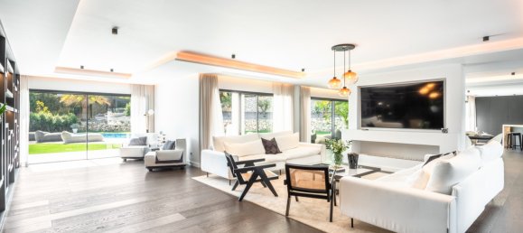 6 غرف نوم فيلا في Nueva Andalucia, Spain رقم 4658 16