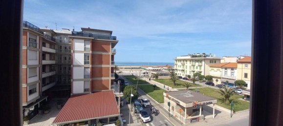 2 bedrooms Apartment in Camaiore, Italy No. 92064 15