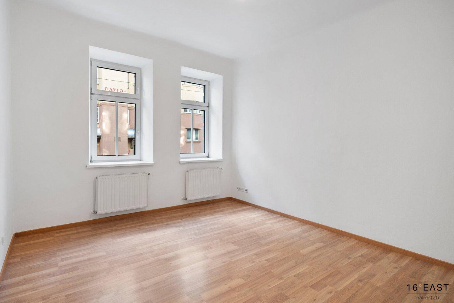 Apartamento de 2 habitaciónes en Ottakring, Austria No. 54845