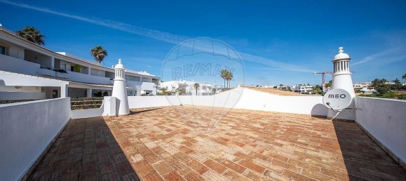 Casa de 4 dormitorios en Armacao de Pera, Portugal No. 29602 34