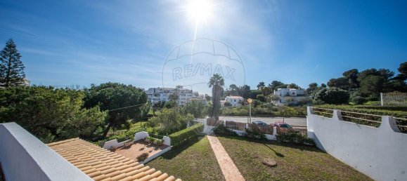 Casa de 4 dormitorios en Armacao de Pera, Portugal No. 29602 36