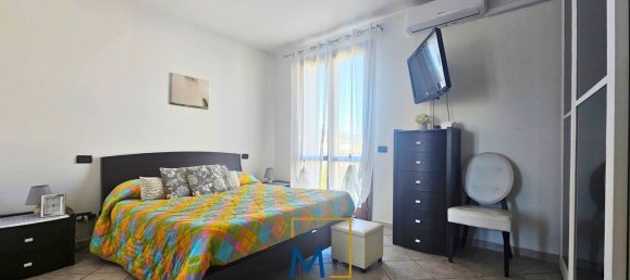 3-salle Appartement à Cascina, Italy No. 50936 27