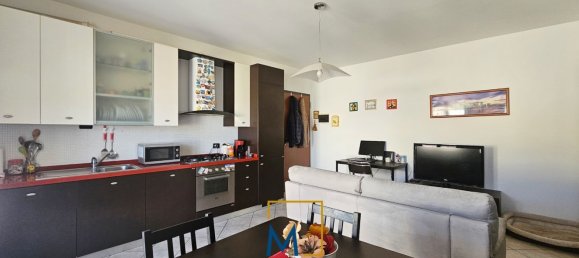 3-salle Appartement à Cascina, Italy No. 50936 14