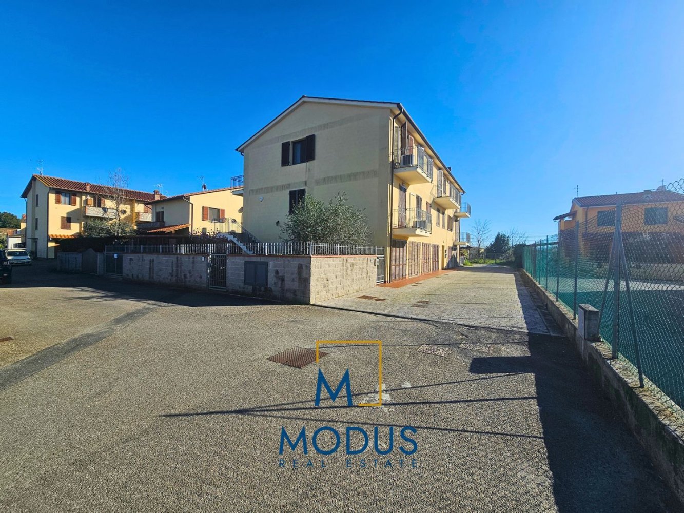 3-salle Appartement à Cascina, Italy No. 50936